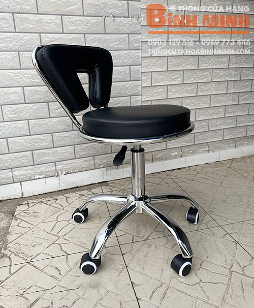 ghe-spa-co-tua-lung-tam-giac-mau-den