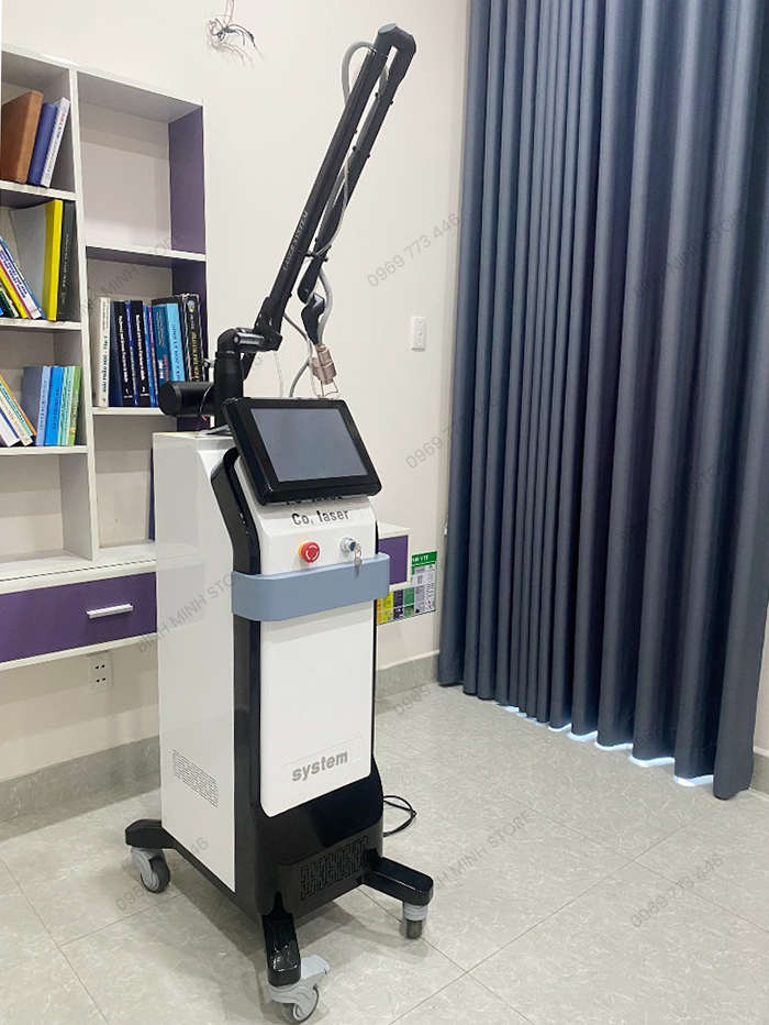 may-laser-co2-fractional-system-chinh-hang