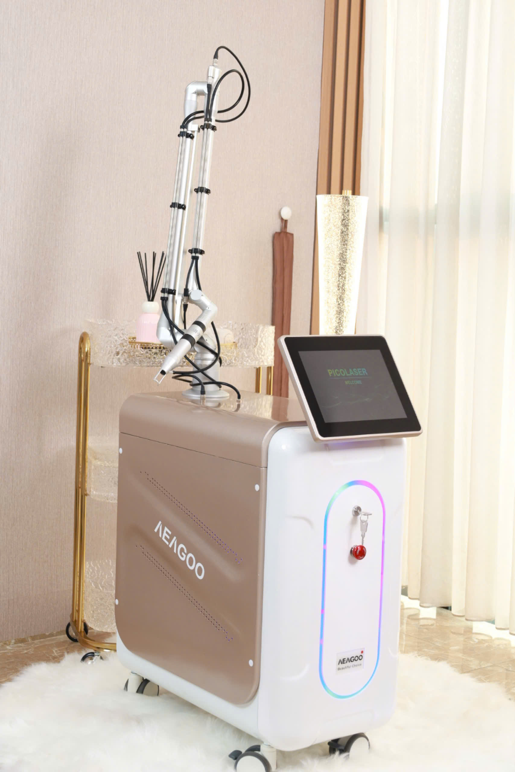 may-laser-xoa-xam-tri-nam-aeagoo-chinh-hang