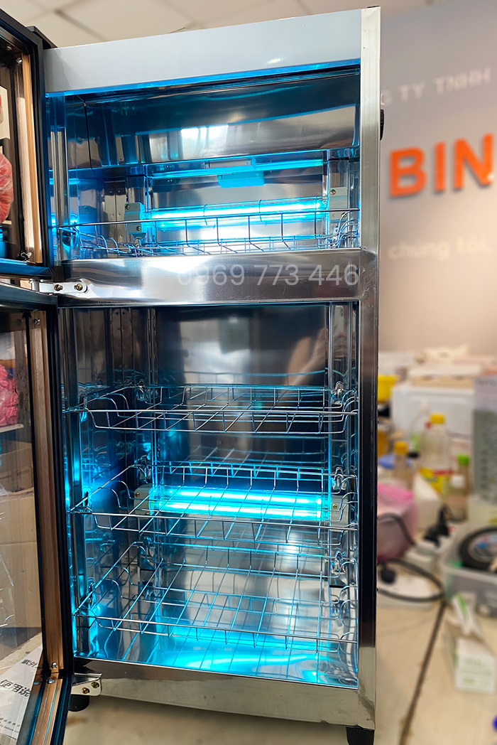 tu-tiet-trung-tia-uv-128lit-3-tang